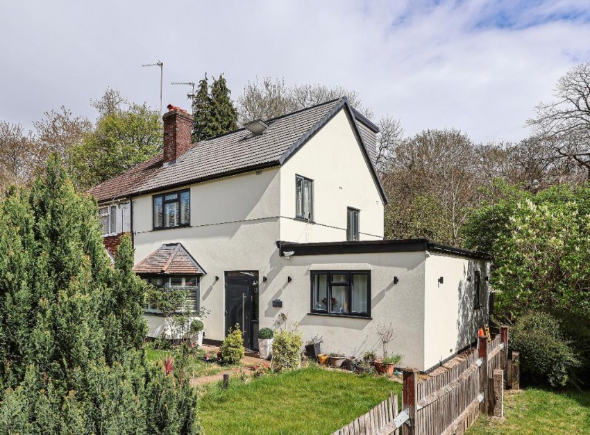 Images for Harewood Gardens, Sanderstead