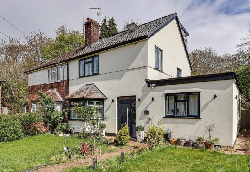 Images for Harewood Gardens, Sanderstead