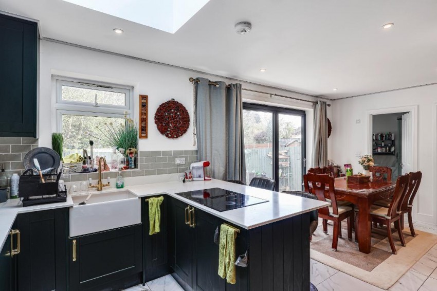 Images for Harewood Gardens, Sanderstead