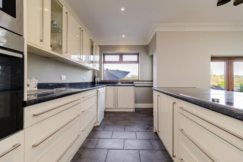 Images for Farleigh Road, Warlingham