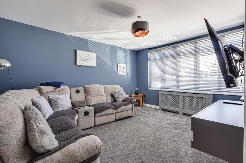 Images for Norman Avenue, South Croydon