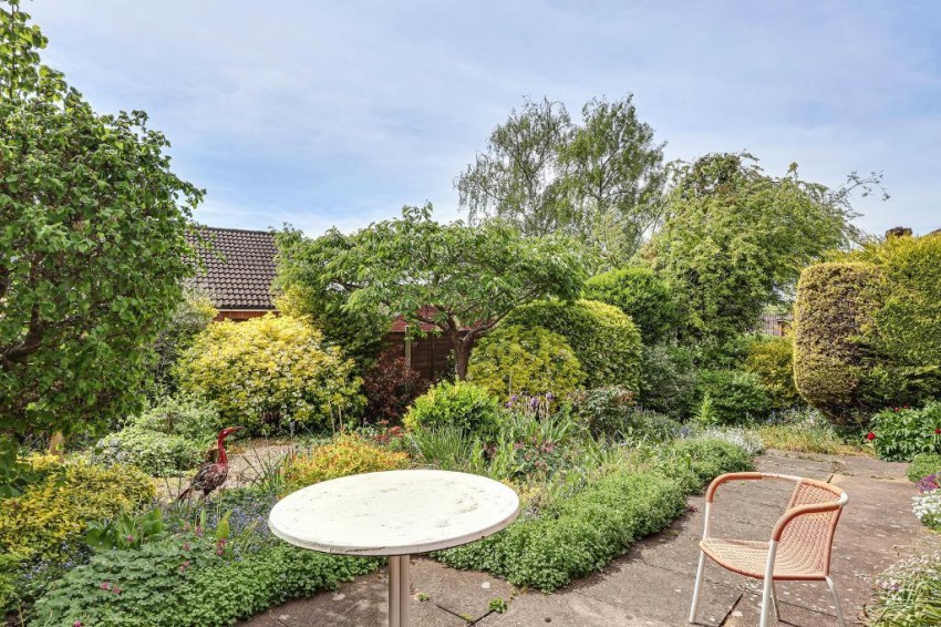 Images for White Hill, Sanderstead
