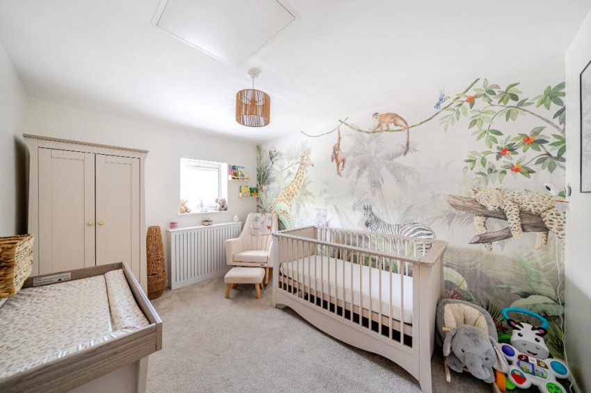 Images for Hadleigh Grove, Coulsdon