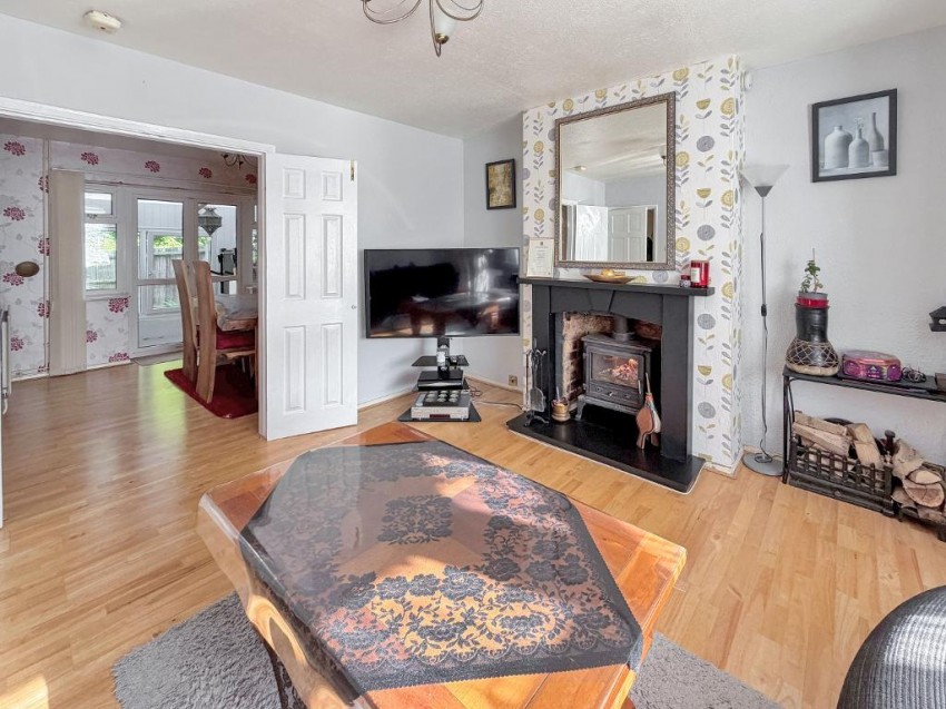 Images for Harewood Gardens, South Croydon