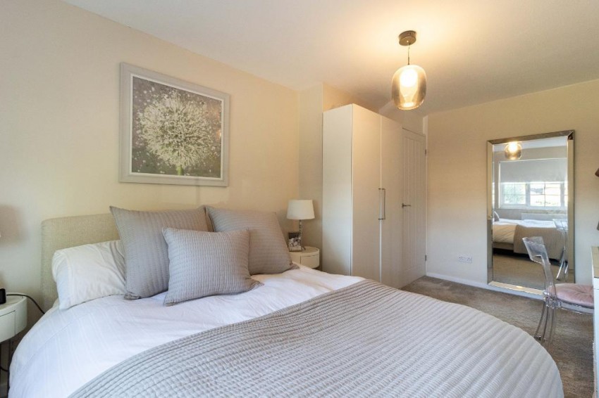 Images for Hillbrow Court, Godstone