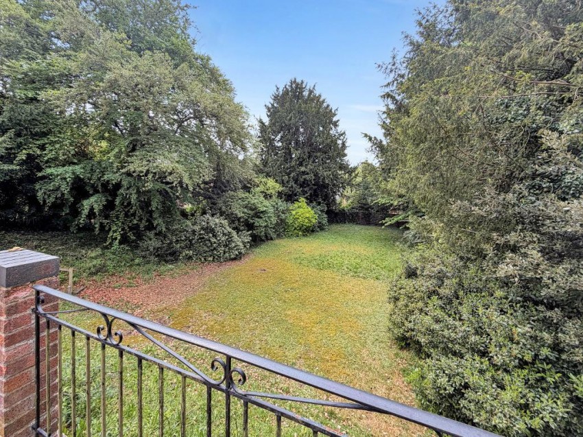 Images for Sanderstead Road, Sanderstead