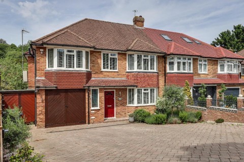 View Full Details for The Ruffetts, South Croydon