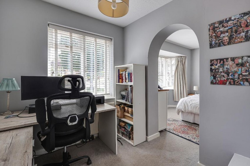 Images for The Ruffetts, South Croydon