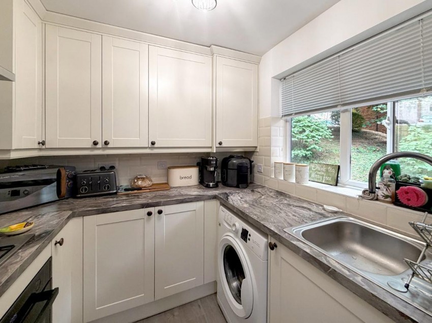Images for Court Bushes Road, Whyteleafe