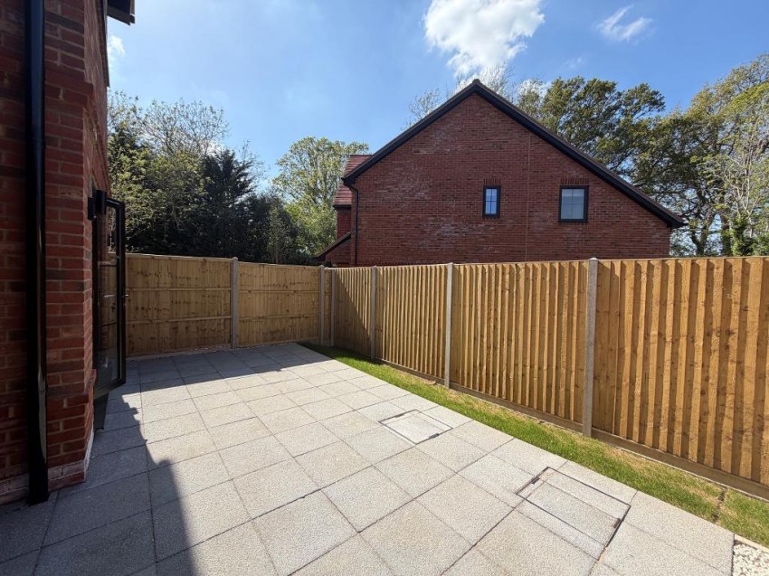 Images for Farleigh Road, Warlingham
