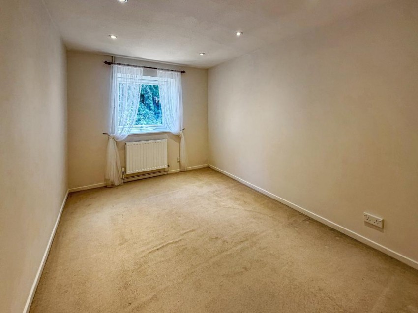 Images for Wettern Close, South Croydon