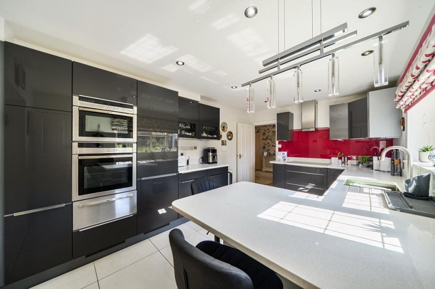 Images for Winchelsey Rise, South Croydon