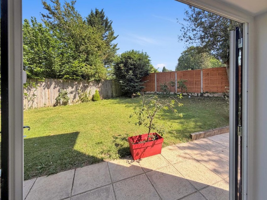 Images for Harewood Road, South Croydon