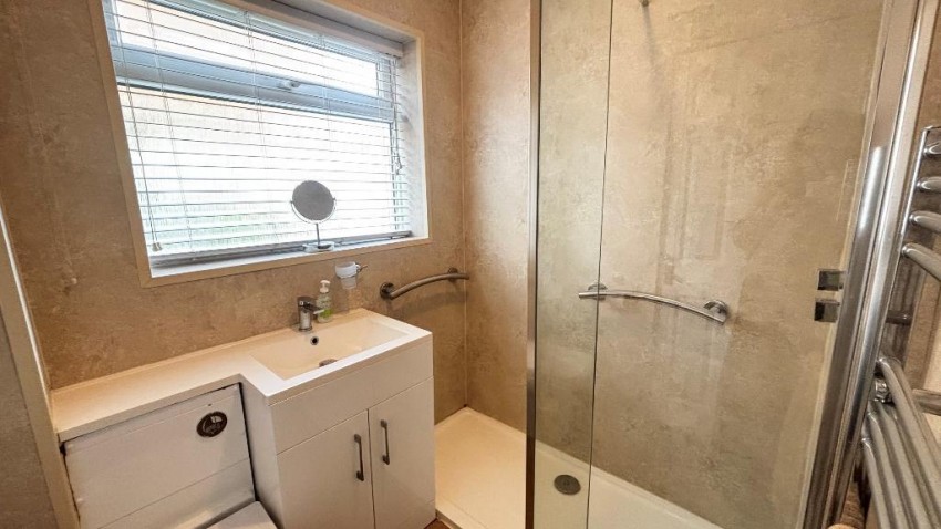 Images for Swallowdale, South Croydon