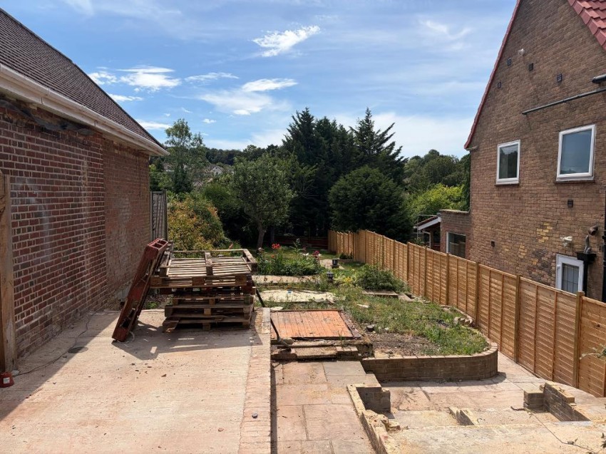 Images for Briton Hill Road, Sanderstead