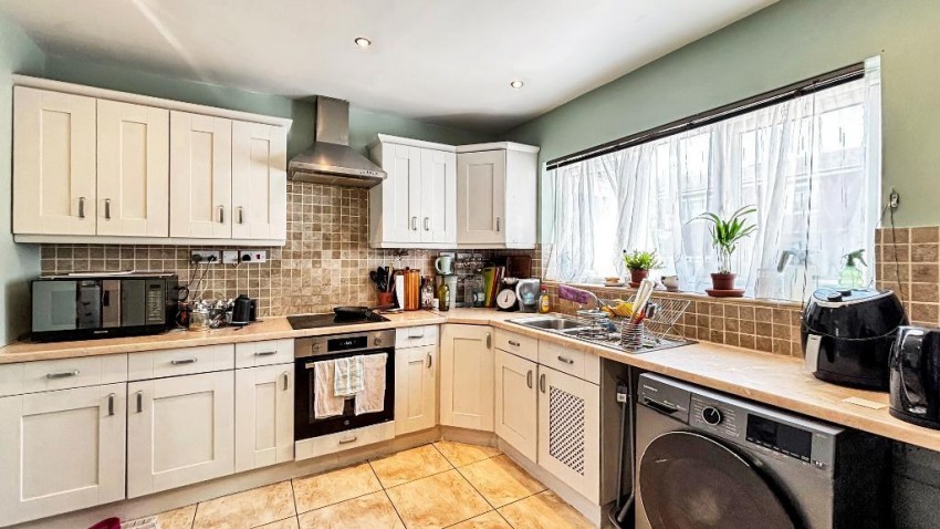 Images for New Addington, Croydon