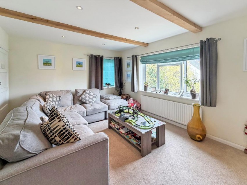 Images for Farm Road, Warlingham