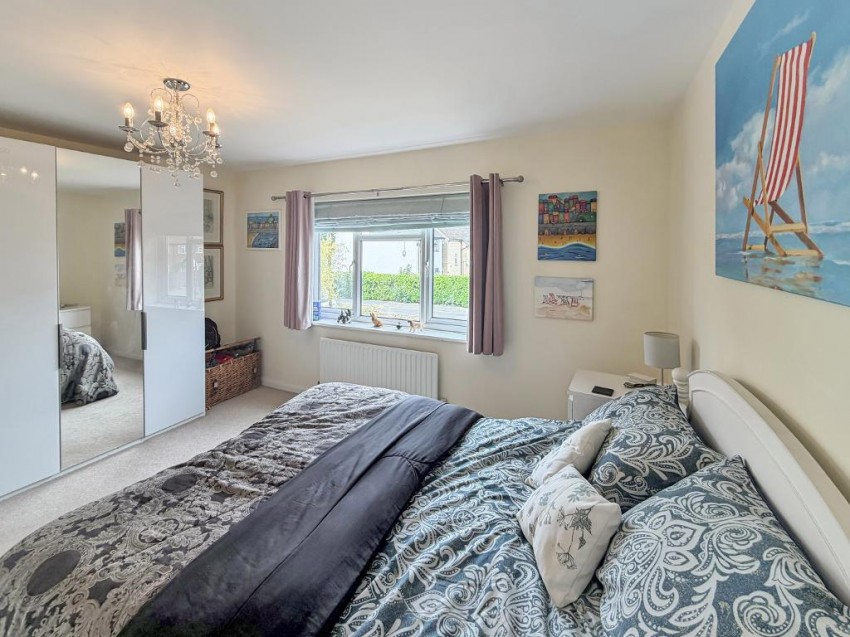 Images for Farm Road, Warlingham