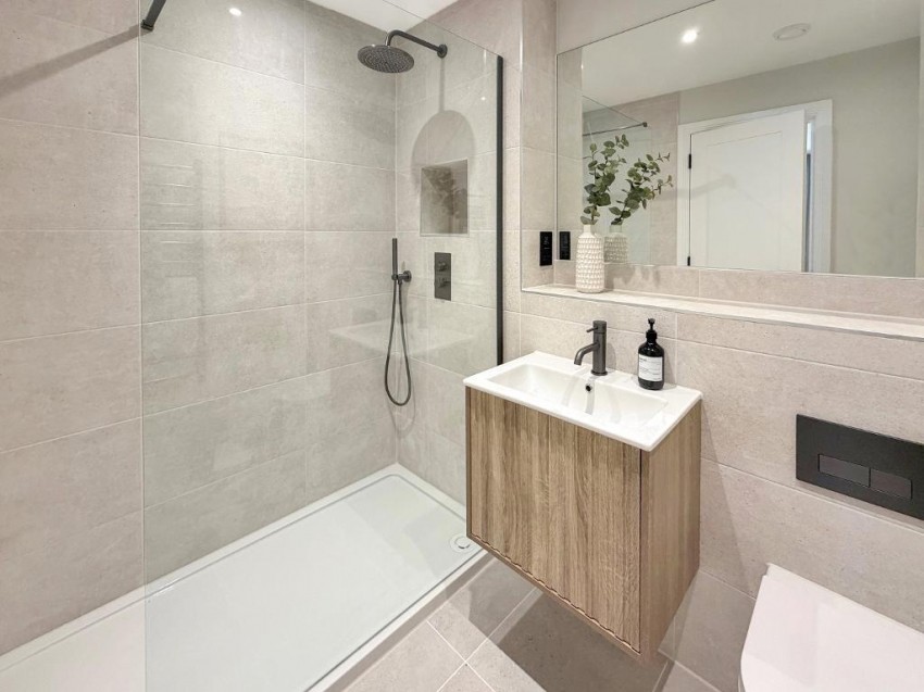 Images for Farleigh Road, Warlingham