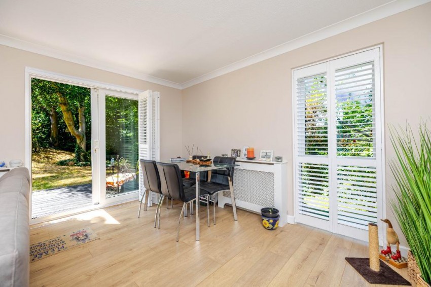 Images for Aveling Close, Purley