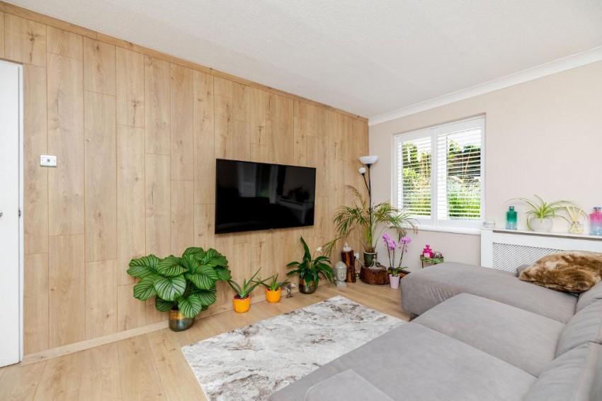 Images for Aveling Close, Purley