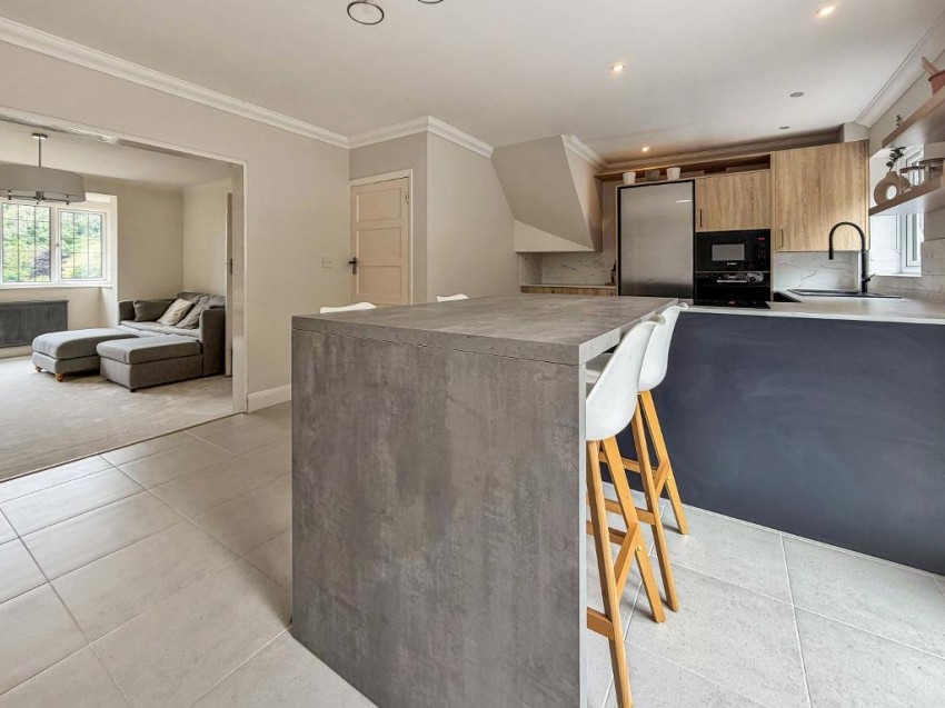 Images for Hillbury Road, Warlingham